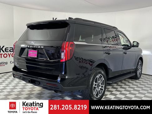 Used 2025 Ford Expedition Active image 5