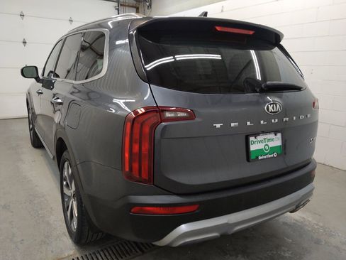 Used 2021 Kia Telluride S FWD image 5