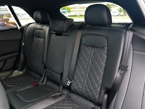 Used 2023 Audi SQ8 Prestige AWD/4WD image 12