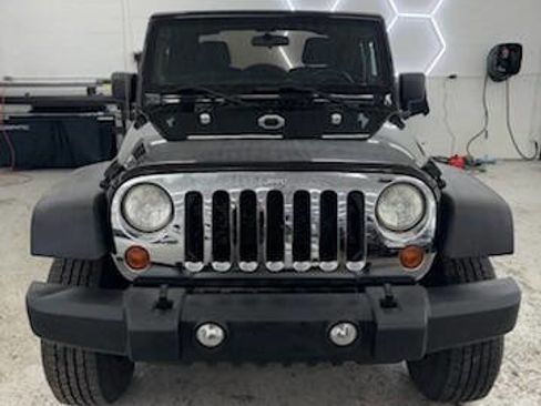 Used 2012 Jeep Wrangler Sport image 4