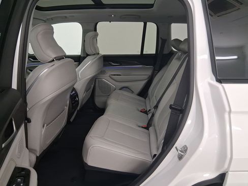 Used 2023 Jeep Grand Cherokee Overland w/ Adv Protech Group III image 13