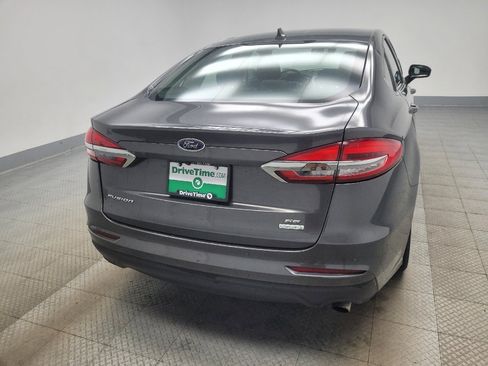 Used 2019 Ford Fusion SE FWD image 7
