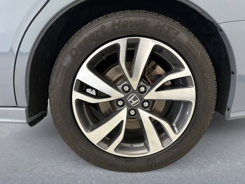 Used 2023 Honda Odyssey Touring image 23