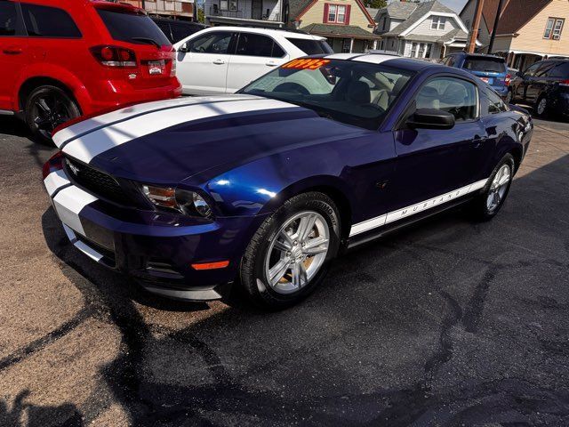 Used 2011 Ford Mustang Coupe w/ 101A Rapid Spec Order Code RWD image 3