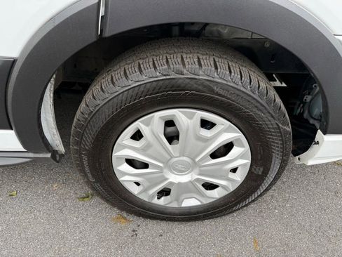 Certified 2025 Ford Transit 350 XLT RWD image 11