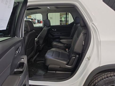 Used 2021 Chevrolet Traverse RS w/ LPO, Floor Liner Package AWD/4WD image 26