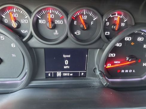 Used 2025 Chevrolet Silverado 2500 W/T w/ WT Convenience Package image 18