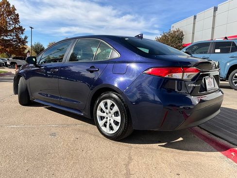 Used 2025 Toyota Corolla LE image 8