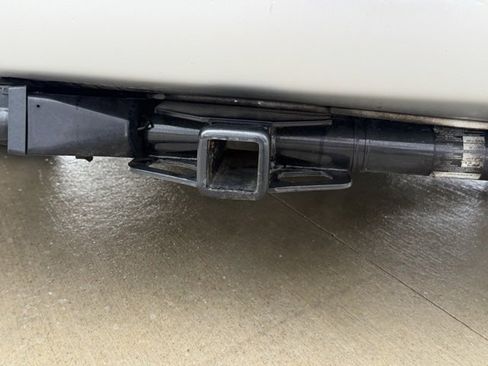 Used 2017 Mercedes-Benz Metris Passenger image 17