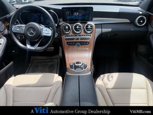 Used 2020 Mercedes-Benz C 300 4MATIC Sedan image 2