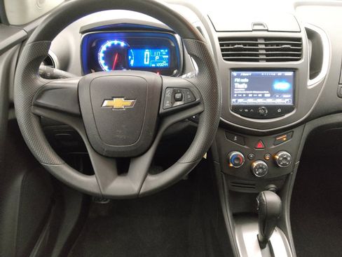 Used 2016 Chevrolet Trax LS AWD/4WD image 22