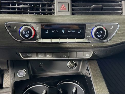 Used 2021 Audi A4 2.0T Premium w/ Convenience Package image 16