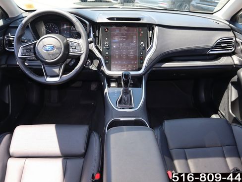 Used 2025 Subaru Outback Limited AWD/4WD image 14