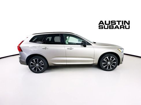 Used 2024 Volvo XC60 B5 Plus AWD/4WD image 8