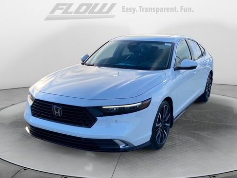 Certified 2024 Honda Accord Touring image 3