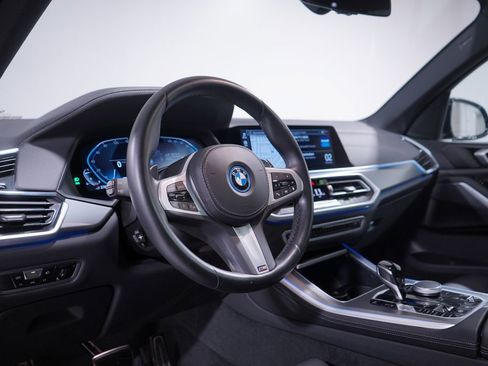 Used 2023 BMW X5 xDrive45e w/ M Sport Package image 6