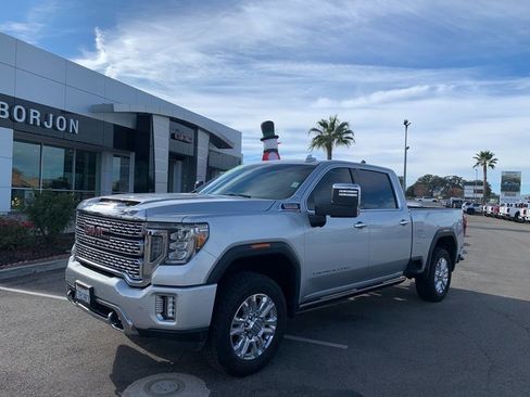 Used 2023 GMC Sierra 2500 Denali w/ Denali Ultimate Package image 2
