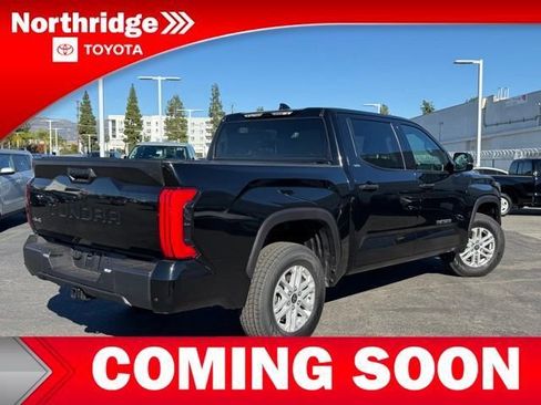 Used 2023 Toyota Tundra SR5 w/ SR5 Convenience Package image 4