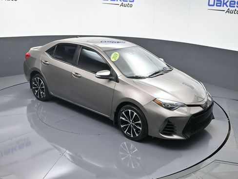 Used 2018 Toyota Corolla SE image 42