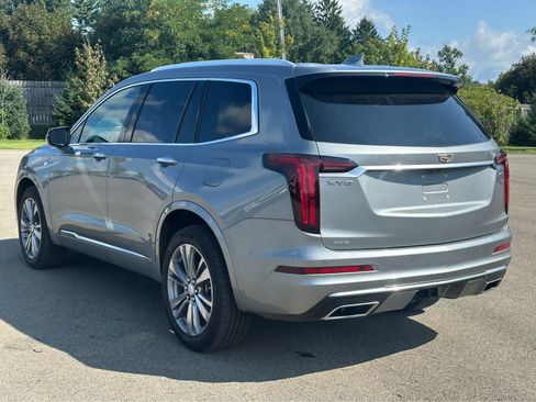 Used 2024 Cadillac XT6 Premium Luxury w/ LPO, Floor Liner Package AWD/4WD image 5