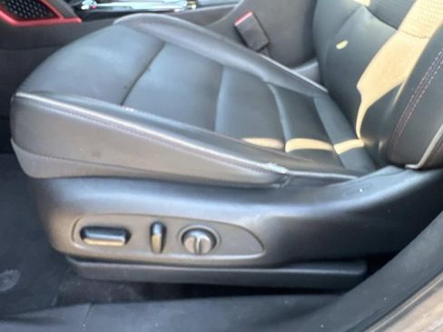 Used 2022 Chevrolet TrailBlazer RS w/ Technology Package image 16