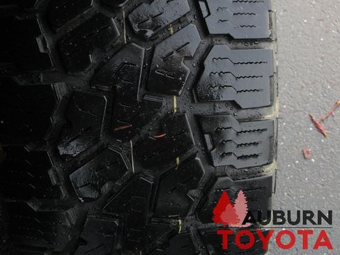 Used 2020 Jeep Gladiator Rubicon image 7