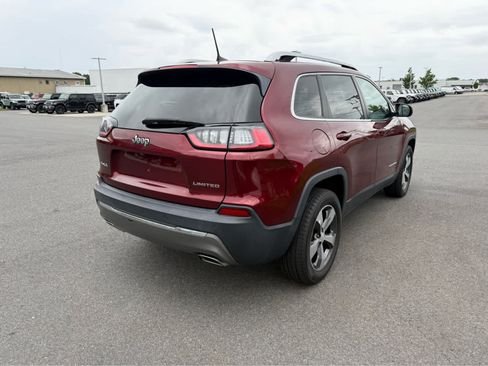 Used 2019 Jeep Cherokee Limited AWD/4WD image 9