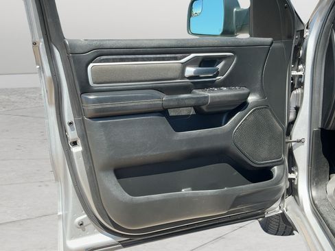 Used 2020 RAM 1500 Big Horn AWD/4WD image 18