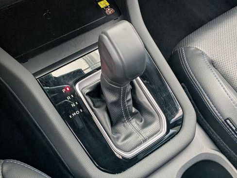 Used 2025 Subaru Forester Limited image 23