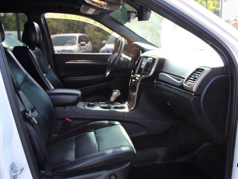 Used 2017 Jeep Grand Cherokee Limited 75th Anniversary AWD/4WD image 11