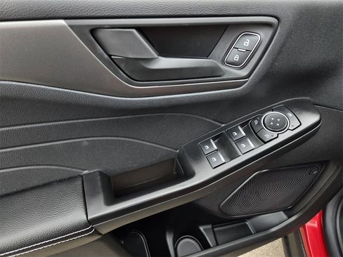 New 2025 Ford Escape Active image 10