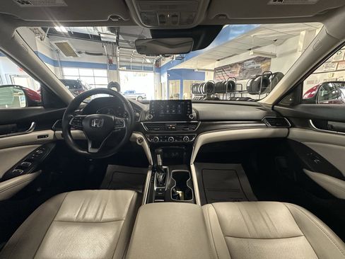 Used 2021 Honda Accord EX-L image 18