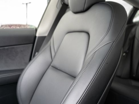 Used 2023 Tesla Model 3 Standard Range image 22