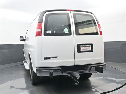 Used 2024 Chevrolet Express 2500 w/ Driver Convenience Package image 16