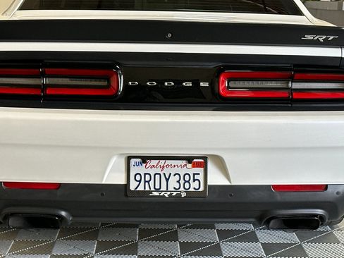 Used 2015 Dodge Challenger SRT Hellcat image 50