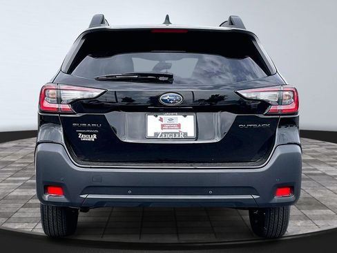 Certified 2023 Subaru Outback Onyx Edition AWD/4WD image 4