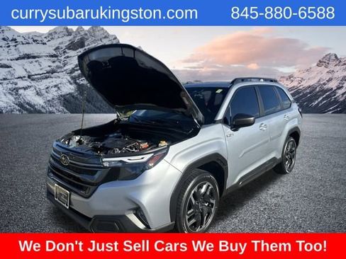 Used 2025 Subaru Forester Premium image 43