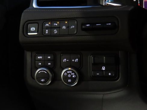 Used 2021 GMC Yukon XL Denali w/ Denali Ultimate Package image 41