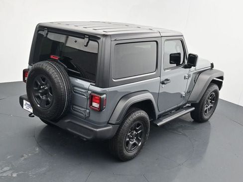 Used 2025 Jeep Wrangler Sport AWD/4WD image 33