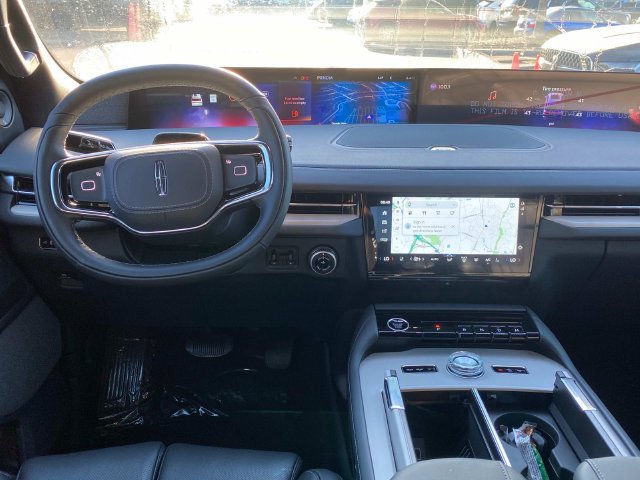New 2027 Lincoln Navigator Reserve w/ Jet Appearance Package AWD/4WD image 6