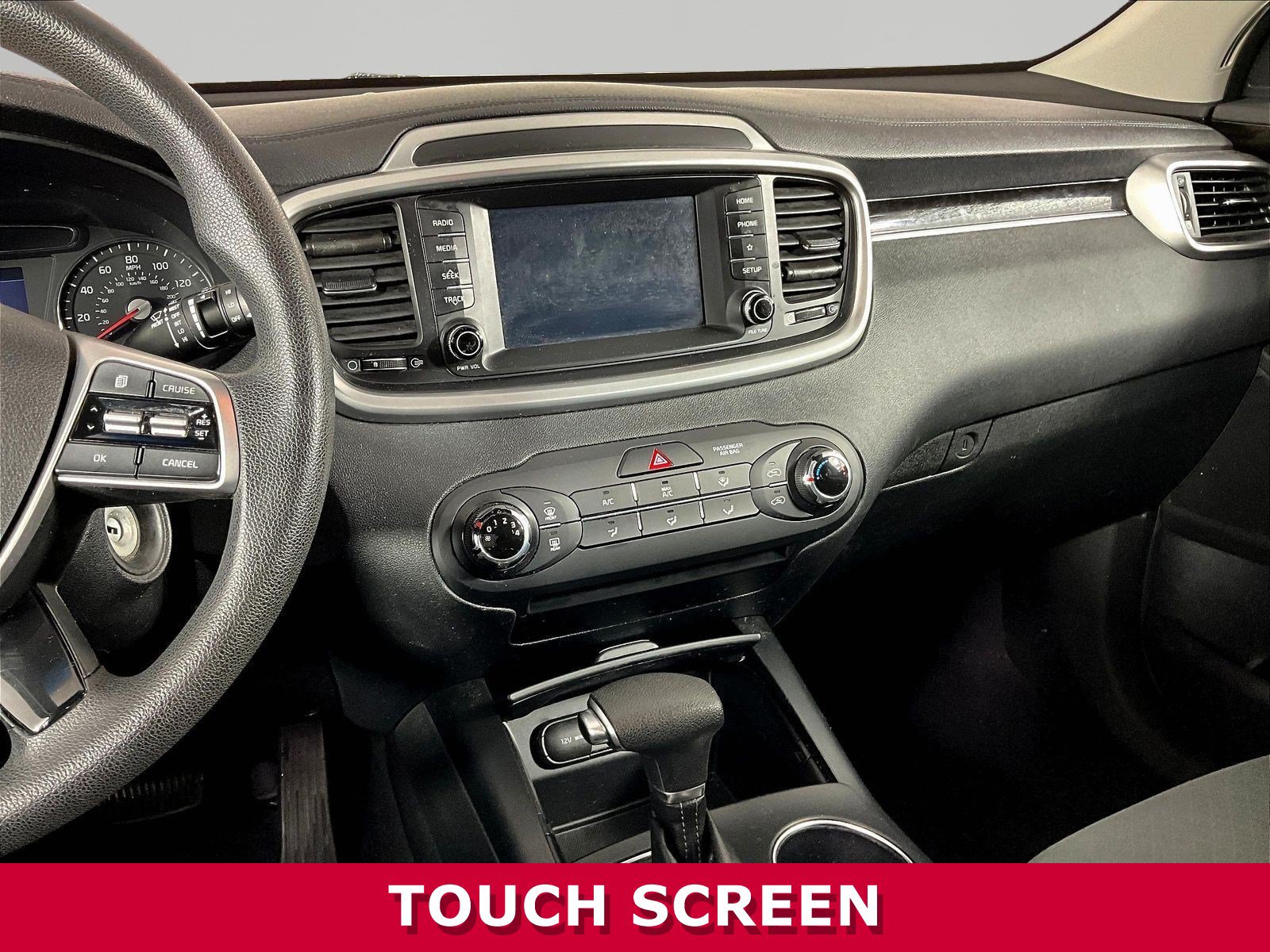 Used 2019 Kia Sorento FWD image 9