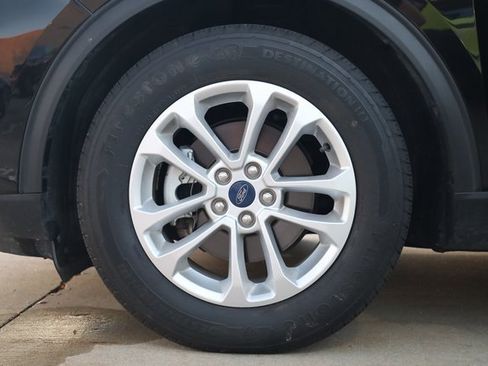 Used 2020 Ford Escape SE image 8