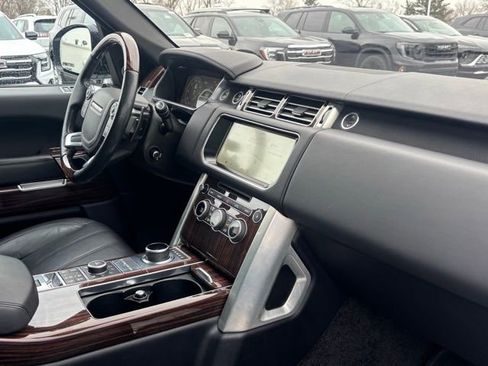 Used 2017 Land Rover Range Rover HSE image 14