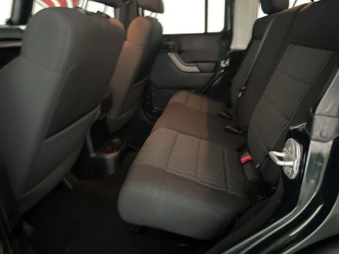 Used 2012 Jeep Wrangler Unlimited Sport AWD/4WD image 11