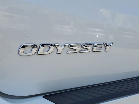 Used 2024 Honda Odyssey Elite image 8