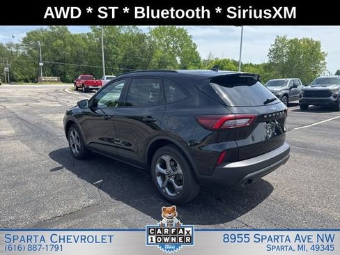 Used 2025 Ford Escape ST-Line AWD/4WD image 5
