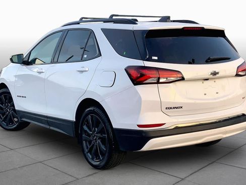 Used 2022 Chevrolet Equinox RS w/ LPO, Floor Liner Package FWD image 11