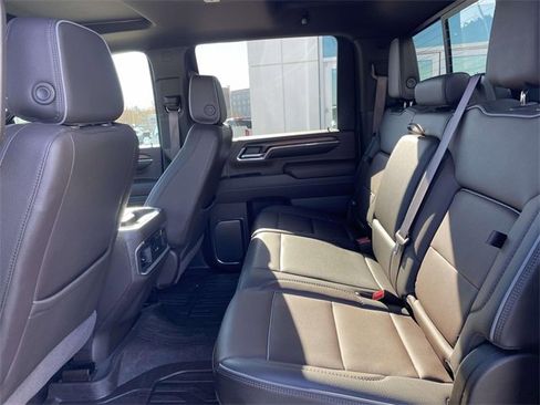 Used 2024 GMC Sierra 2500 Denali w/ Denali Reserve Package image 12