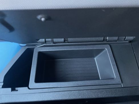 Used 2025 Chevrolet Equinox EV LT w/ Convenience Package image 30