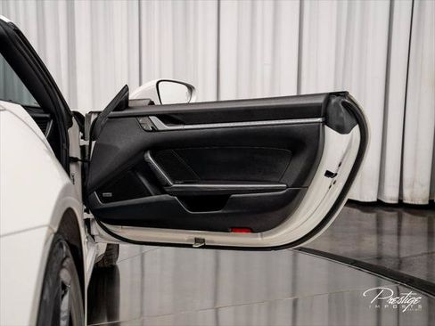 Used 2021 Porsche 911 Carrera 4 AWD/4WD image 34